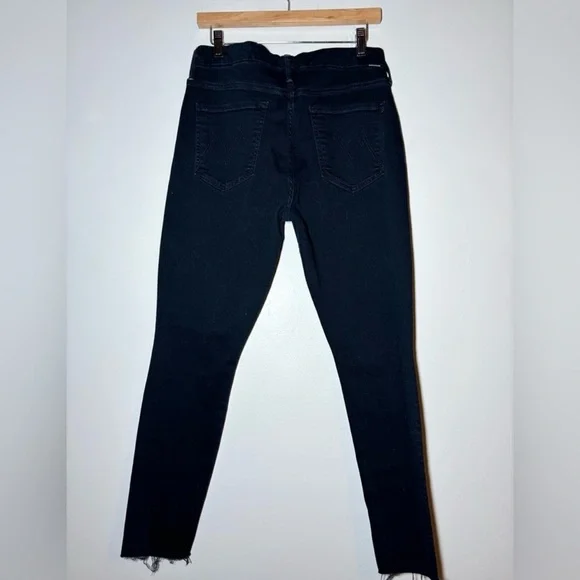 MOTHER denim The Pixie Ankle Fray Hem Jeans Holding Hands/Dark Blue Size 31